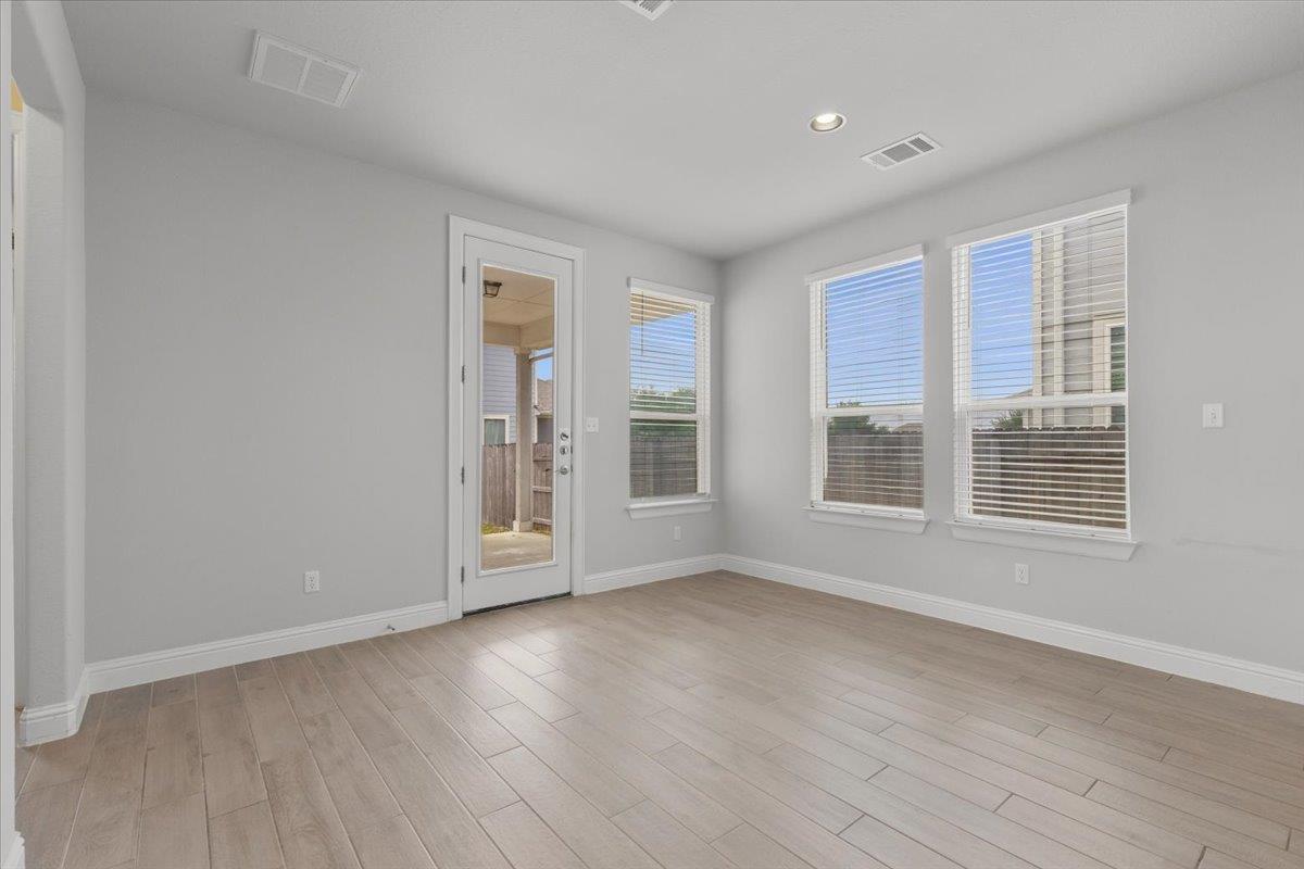 101 Free Stone Dr Property Photo 10