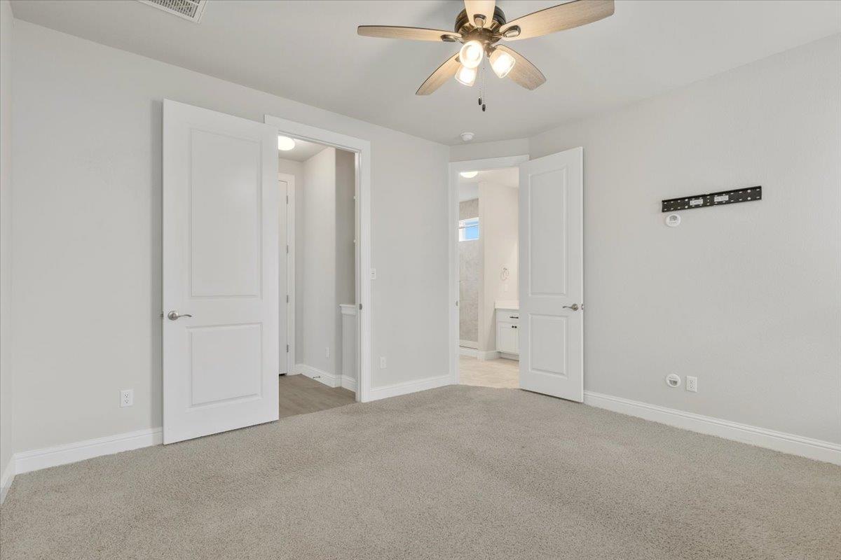 101 Free Stone Dr Property Photo 13