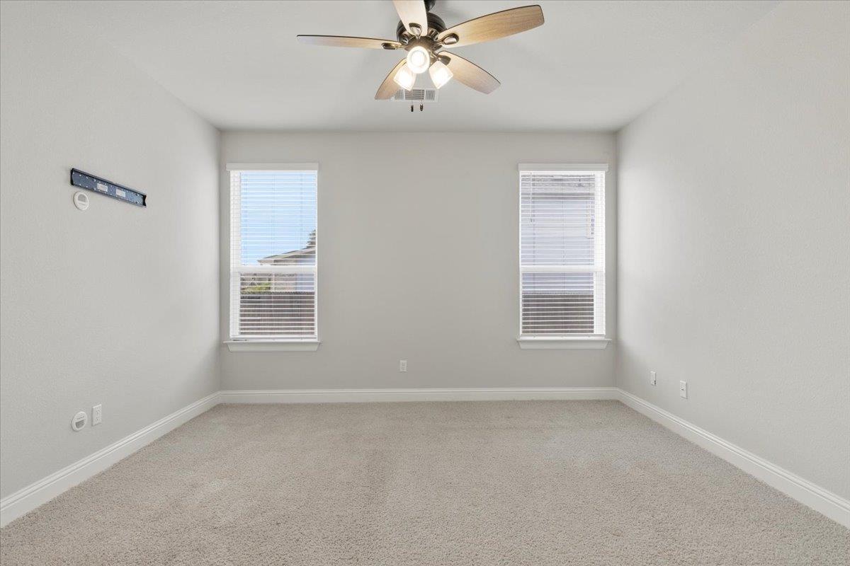 101 Free Stone Dr Property Photo 22