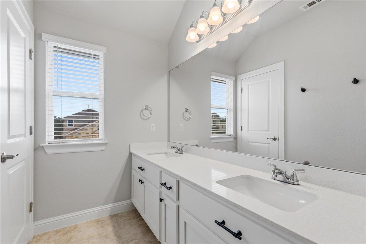 101 Free Stone Dr Property Photo 27
