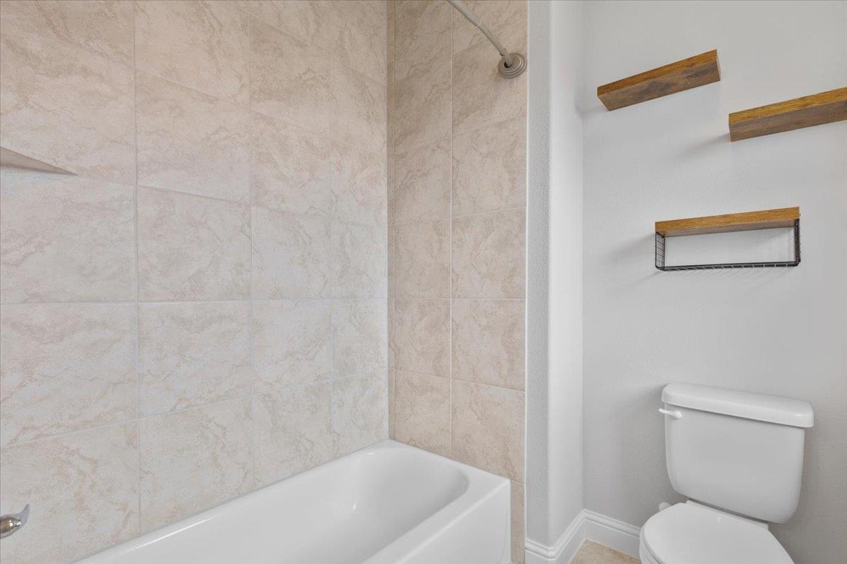 101 Free Stone Dr Property Photo 30