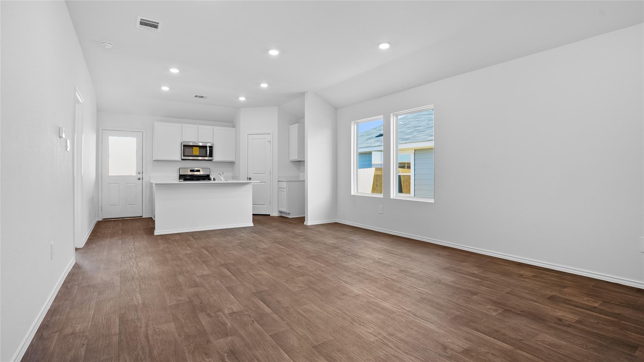197 Celosia Loop Property Photo 7
