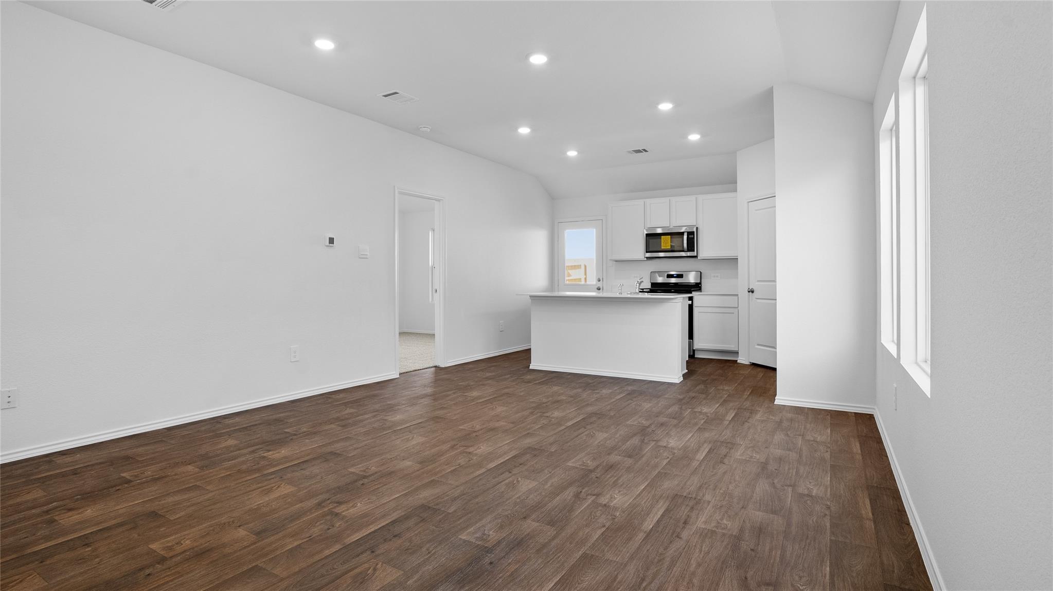 197 Celosia Loop Property Photo 8