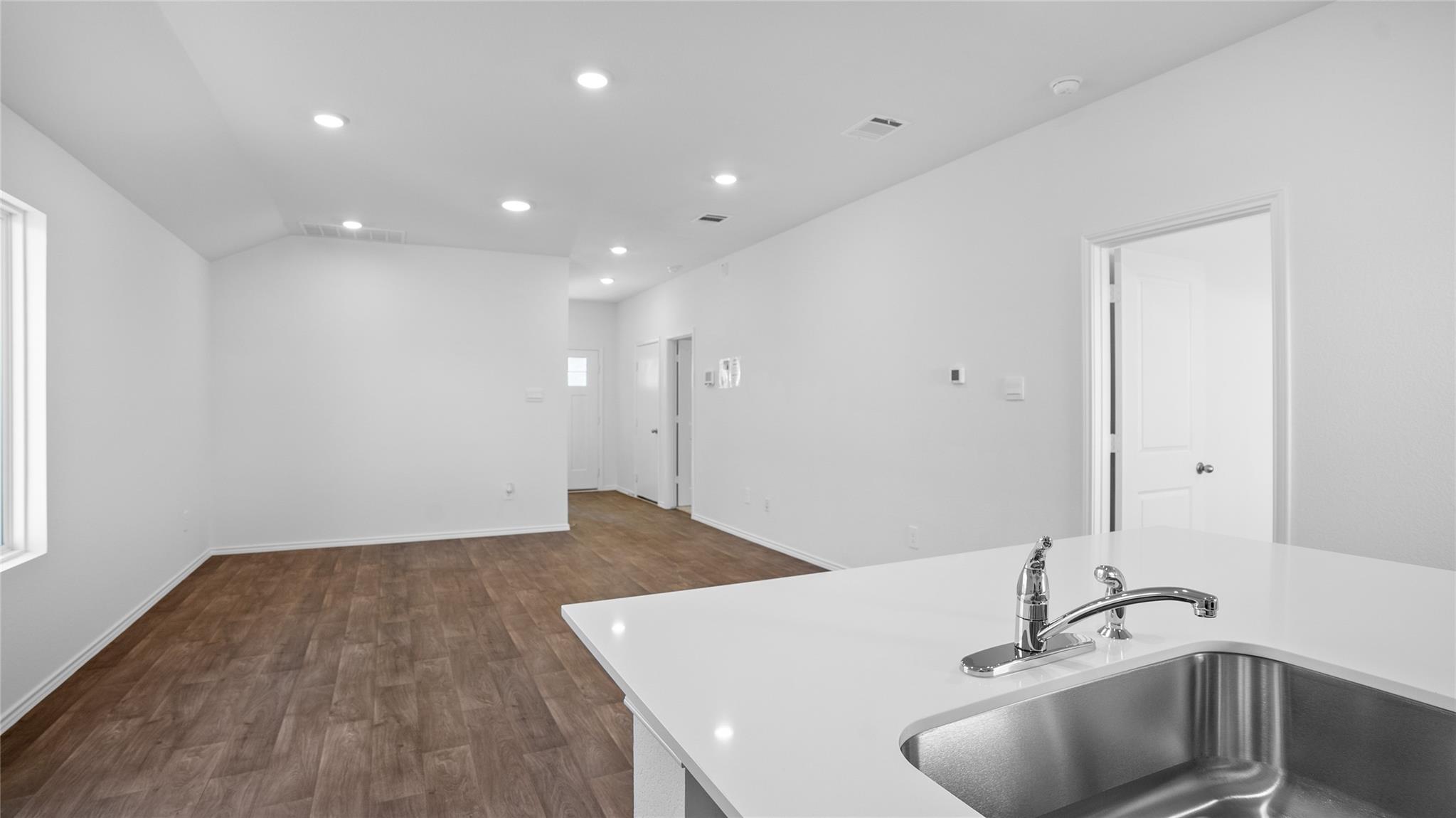 197 Celosia Loop Property Photo 10