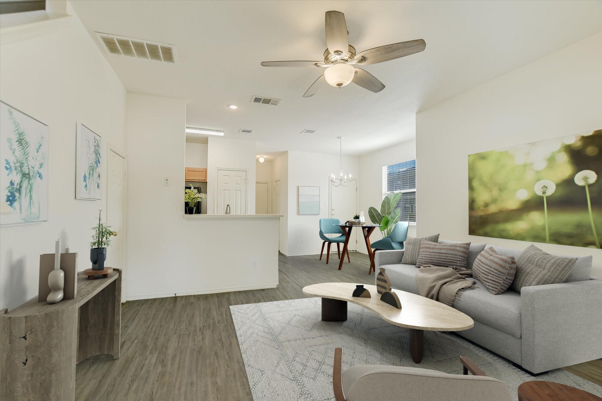 809 Sebastian Bnd #b Property Photo 1