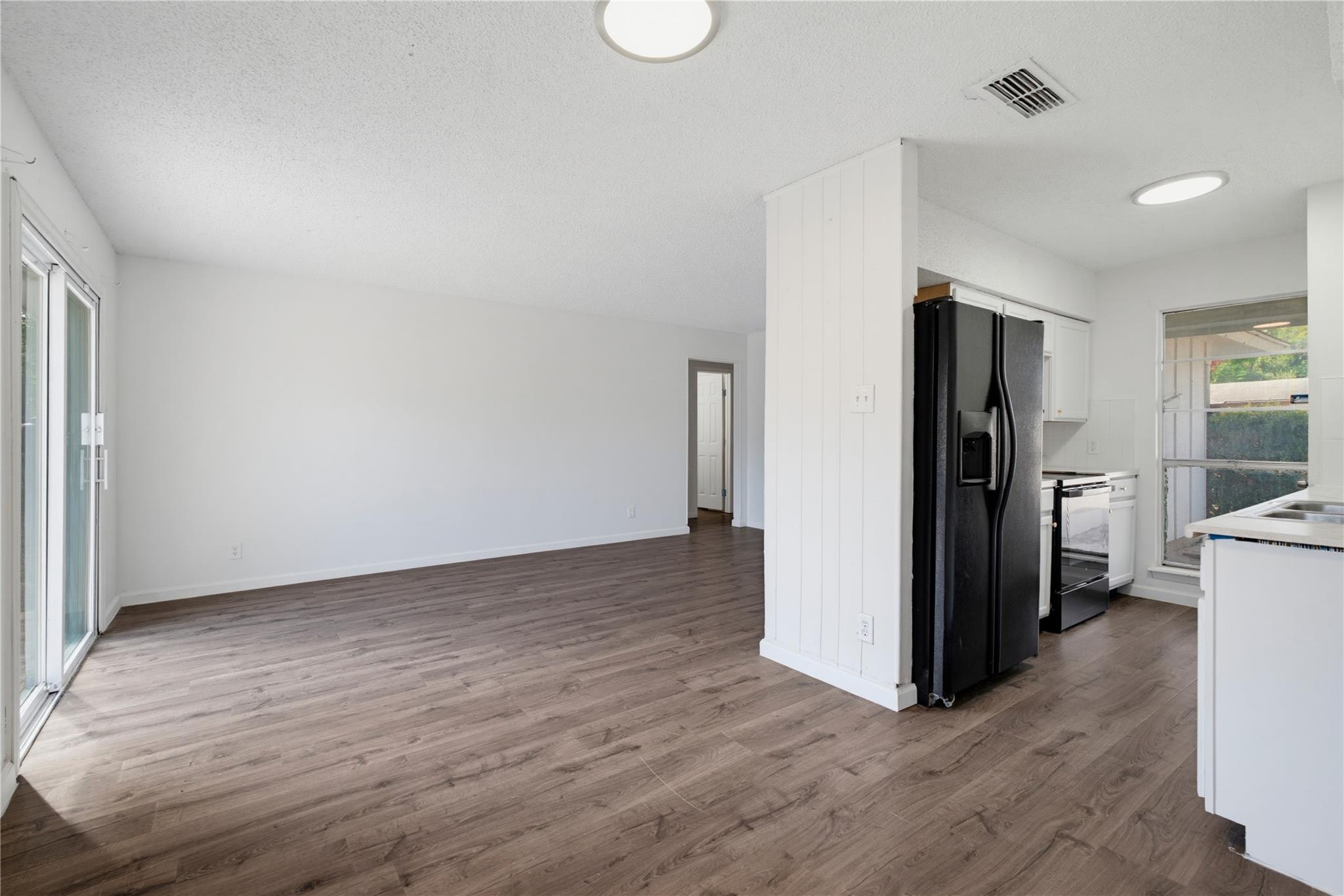 2311 Campden Dr Property Photo 10