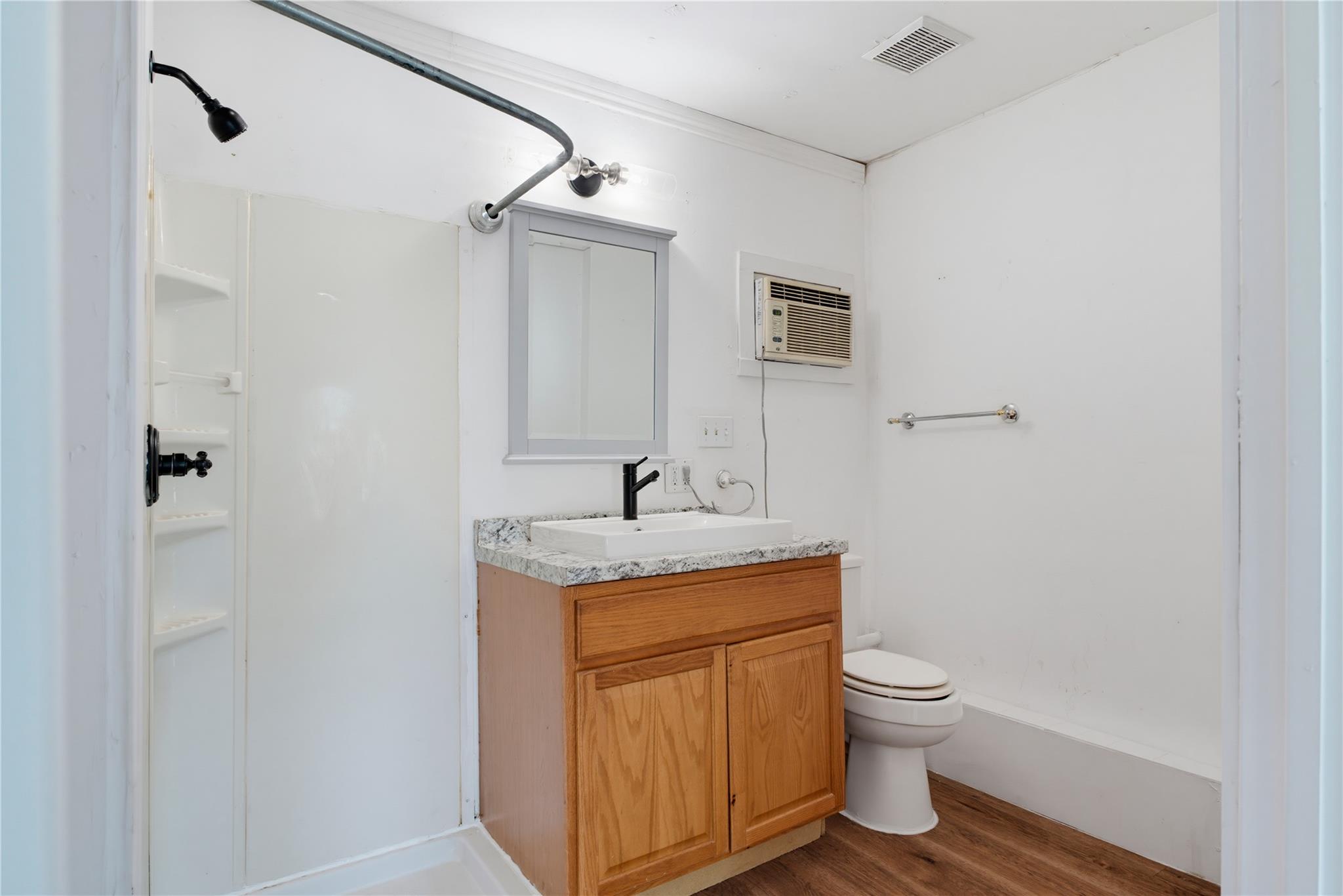 2311 Campden Dr Property Photo 13