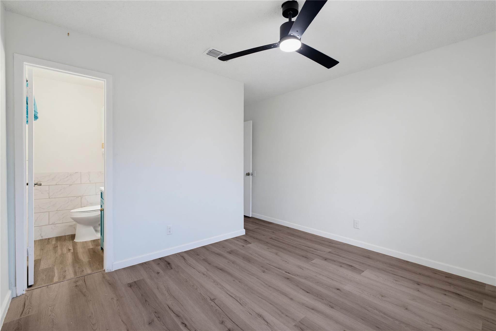 2311 Campden Dr Property Photo 18