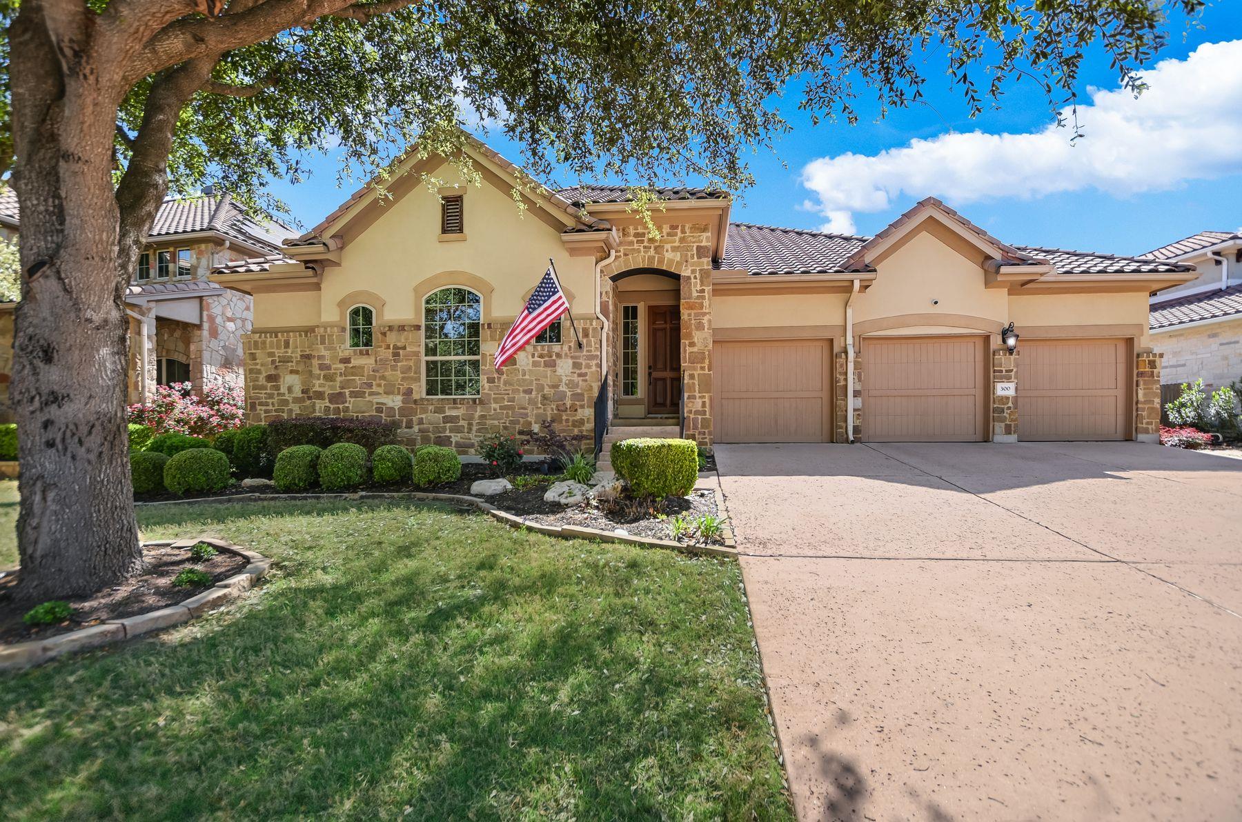 300 Horseback HOLW Property Photo 1