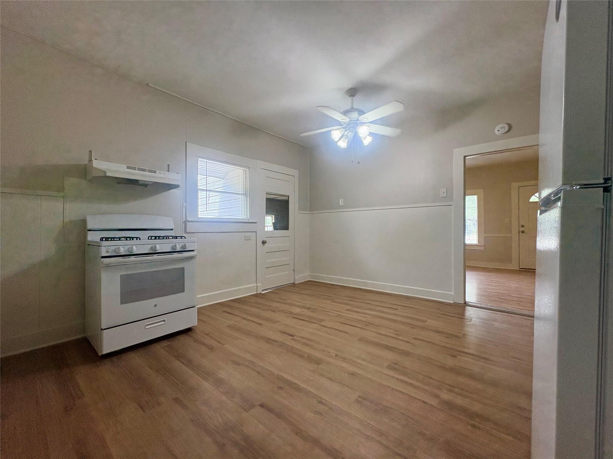 815 Lizzie St Property Photo 7