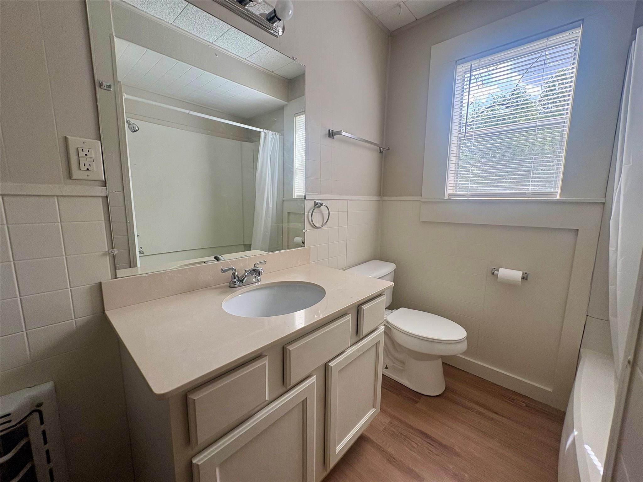 815 Lizzie St Property Photo 8