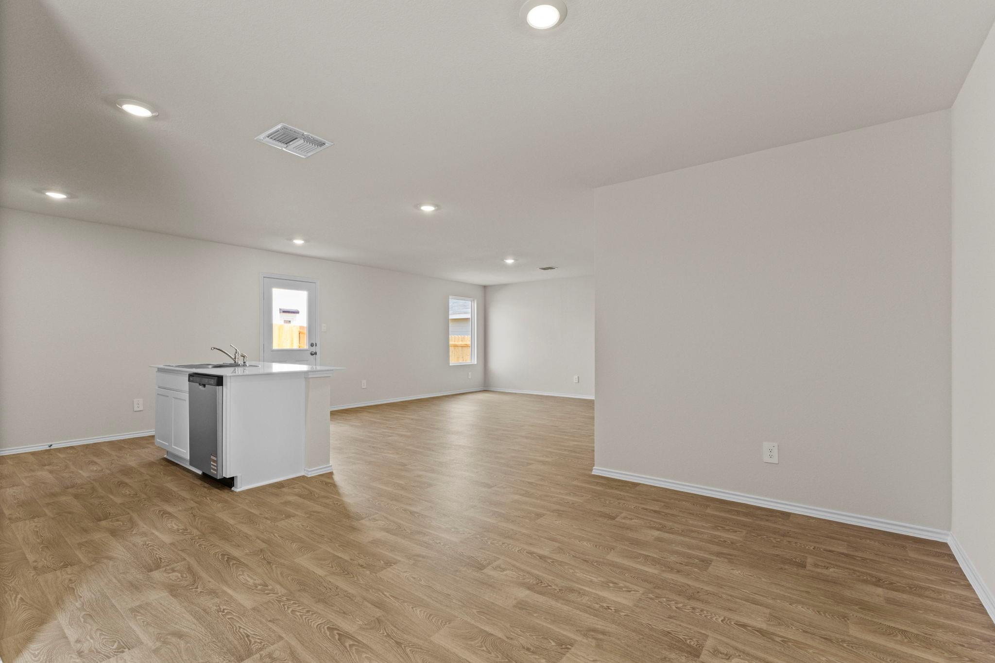 447 Low Pasture Trl Property Photo 10