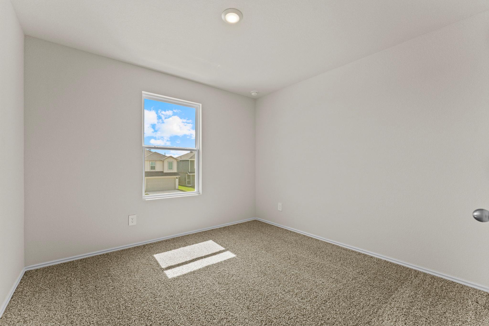 447 Low Pasture Trl Property Photo 17