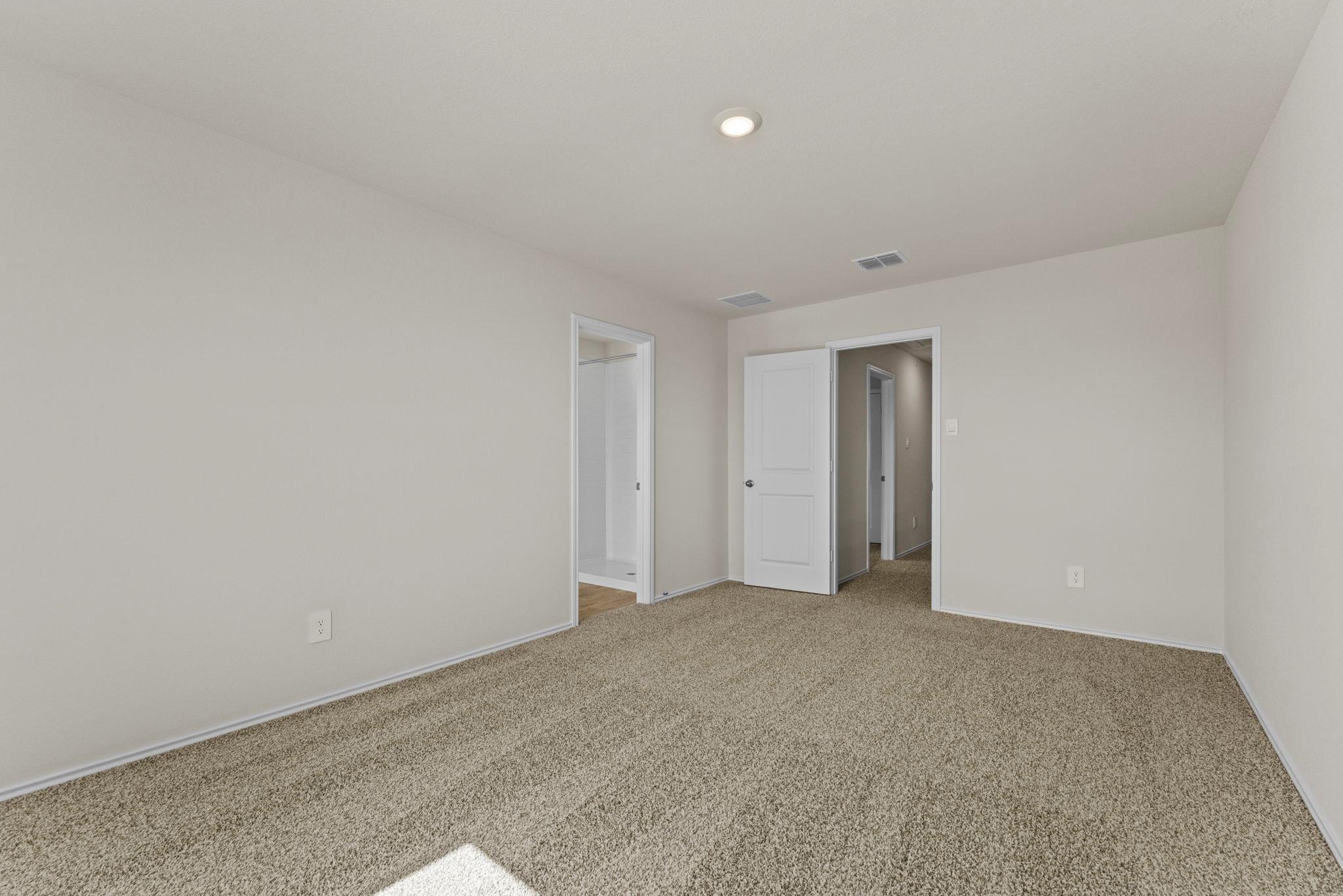 447 Low Pasture Trl Property Photo 20