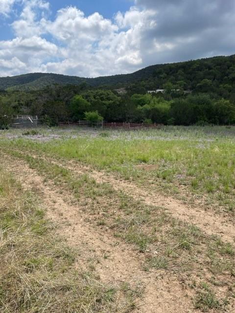 2250 Walter White Rd Property Photo 6