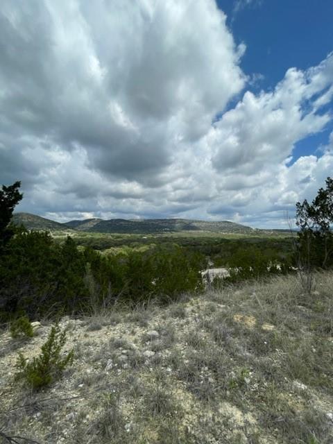 2250 Walter White Rd Property Photo 14