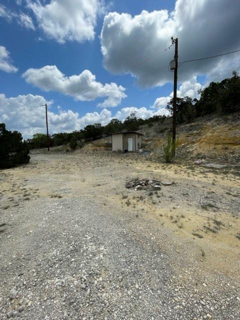 2250 Walter White Rd Property Photo 17