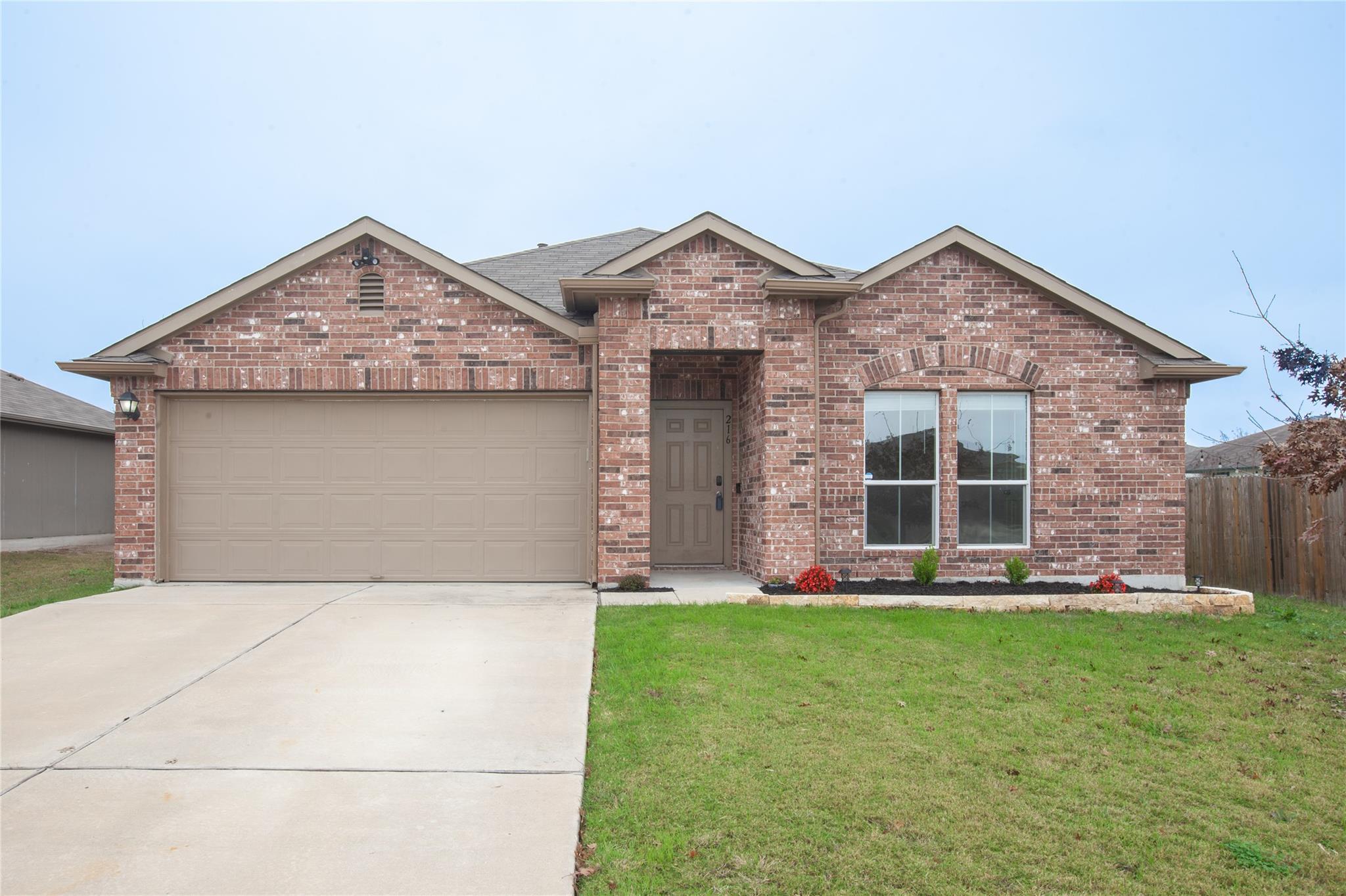 216 Zarya Property Photo