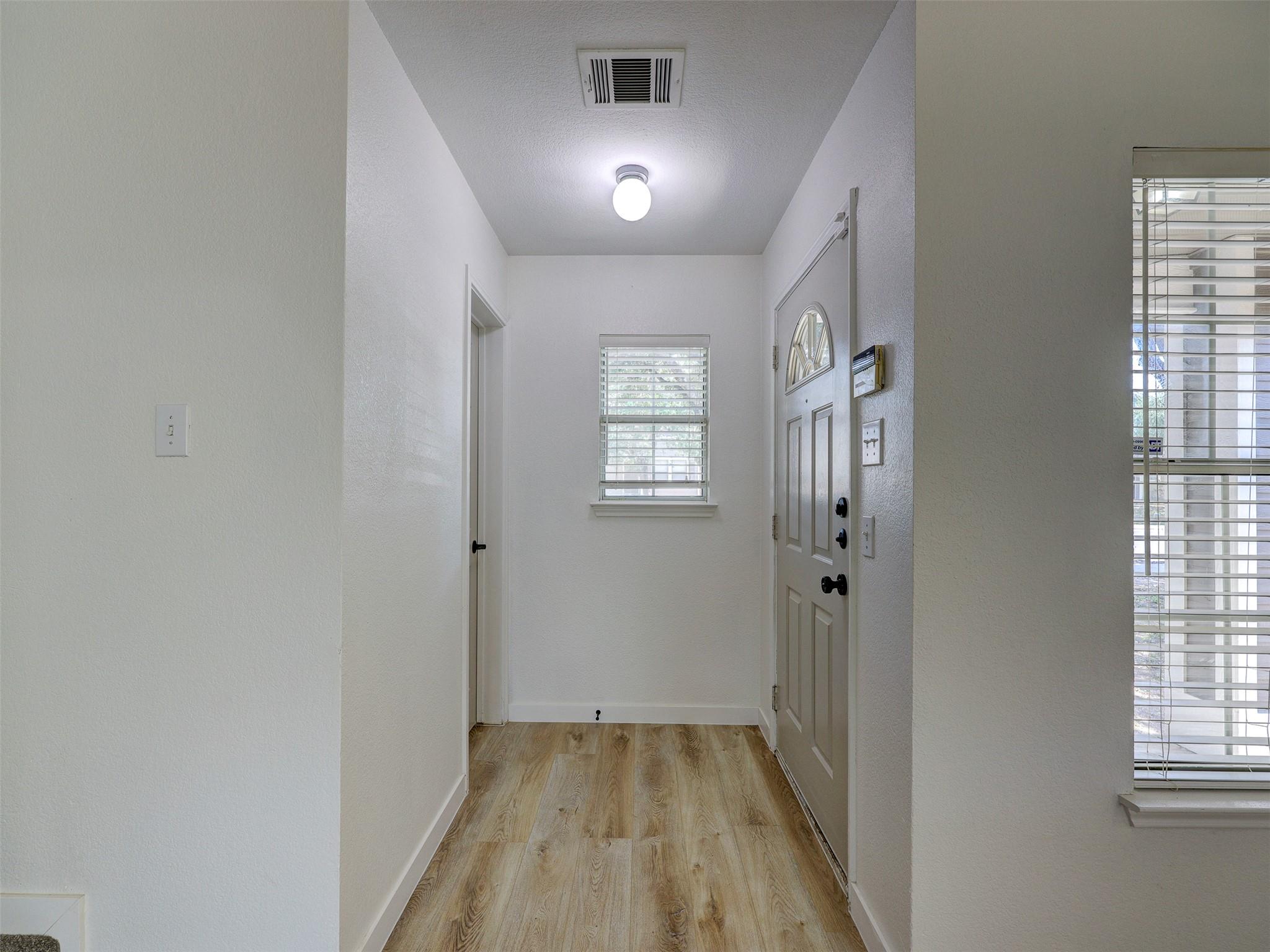 13421 Alysheba Dr Property Photo 3