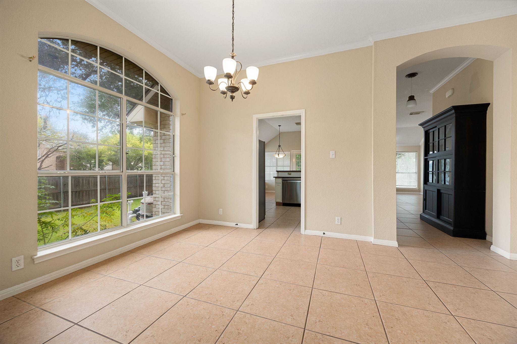 6112 Jumano Ln Property Photo 9