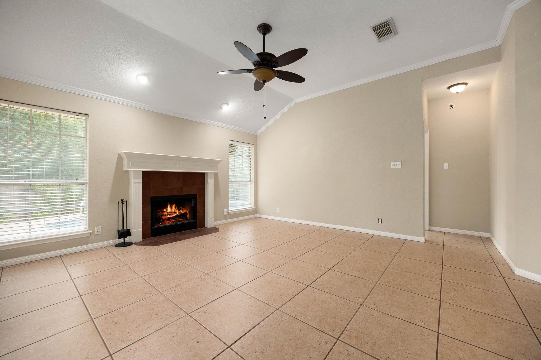 6112 Jumano Ln Property Photo 10