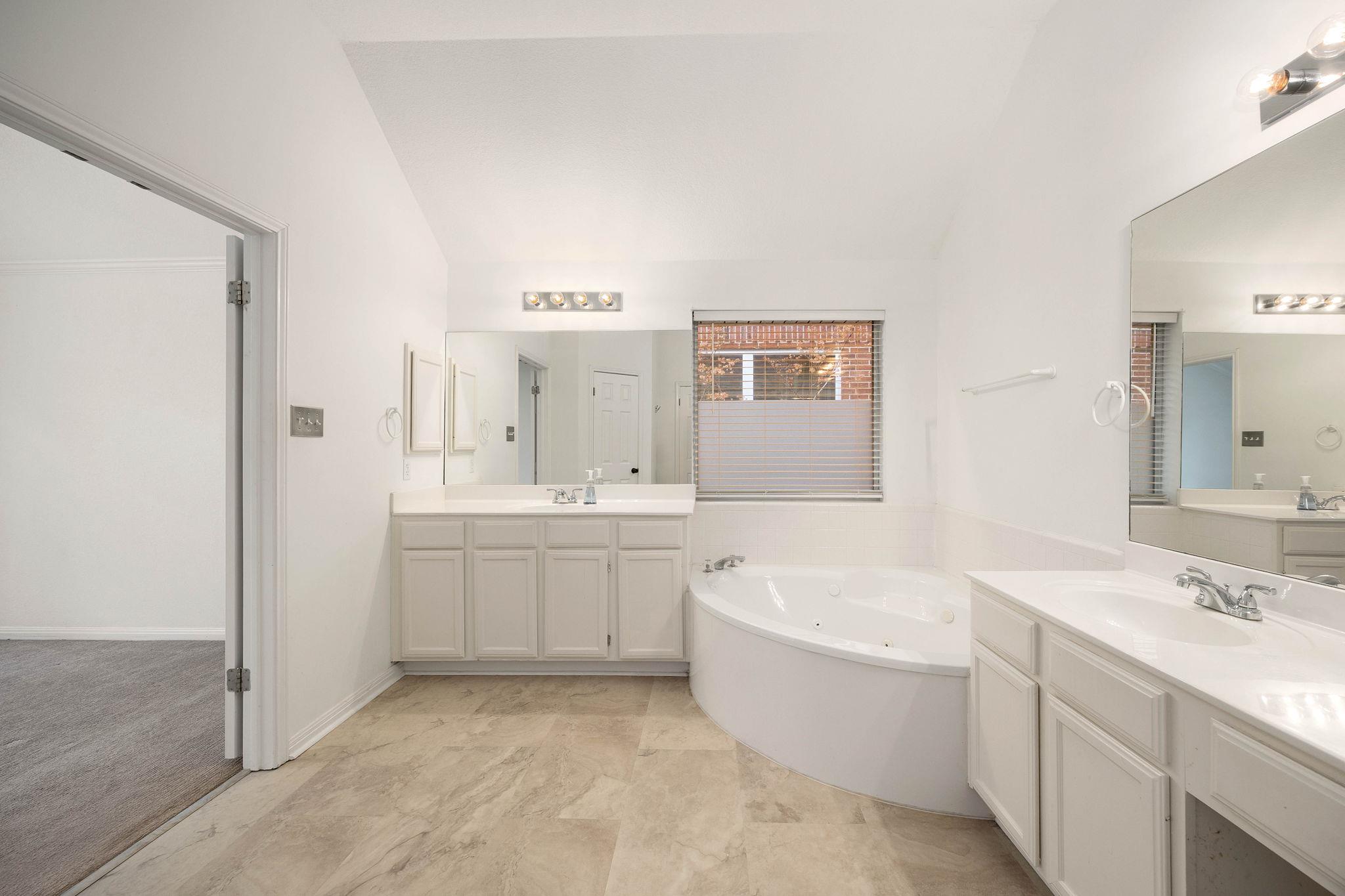 6112 Jumano Ln Property Photo 22