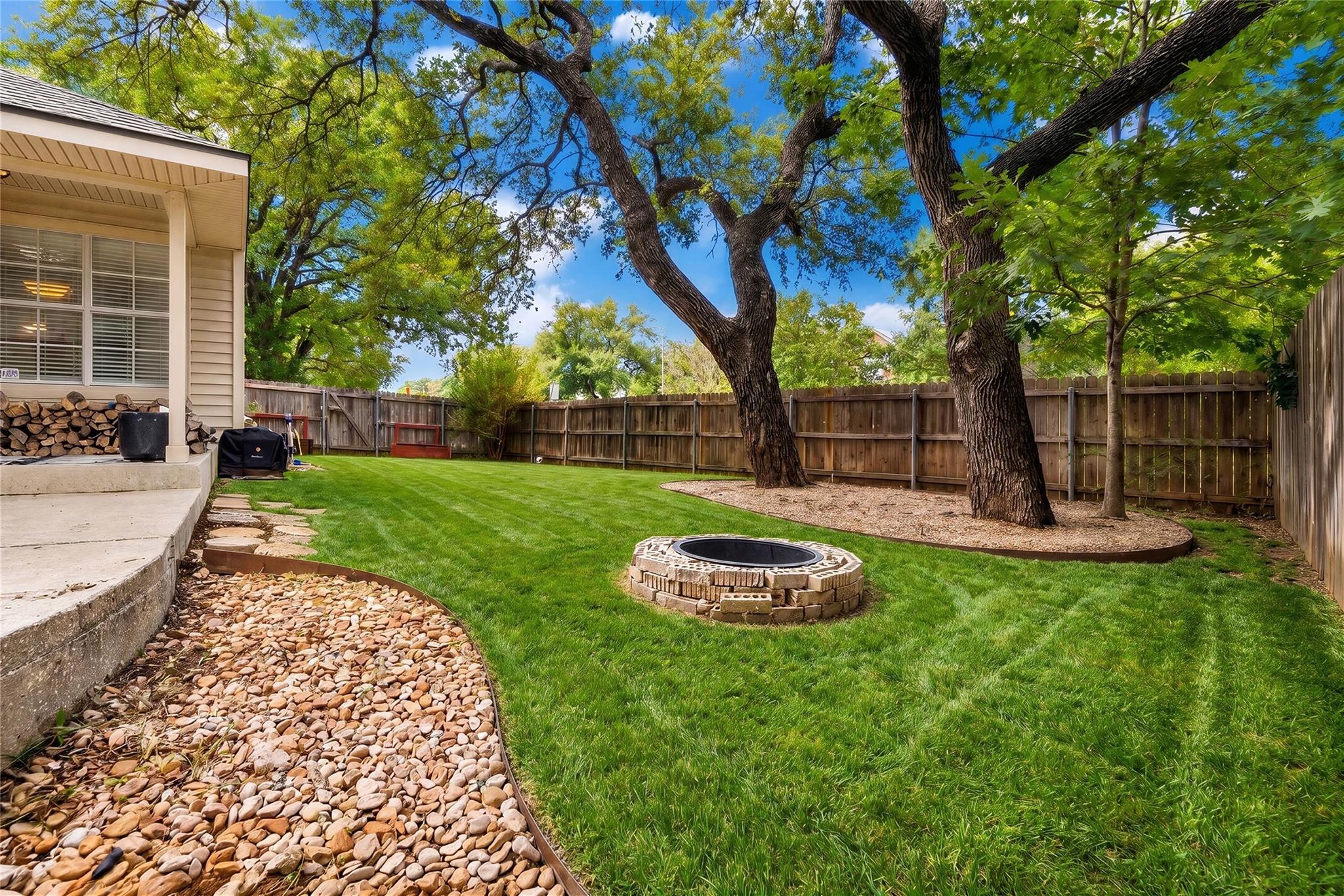 6112 Jumano Ln Property Photo 32