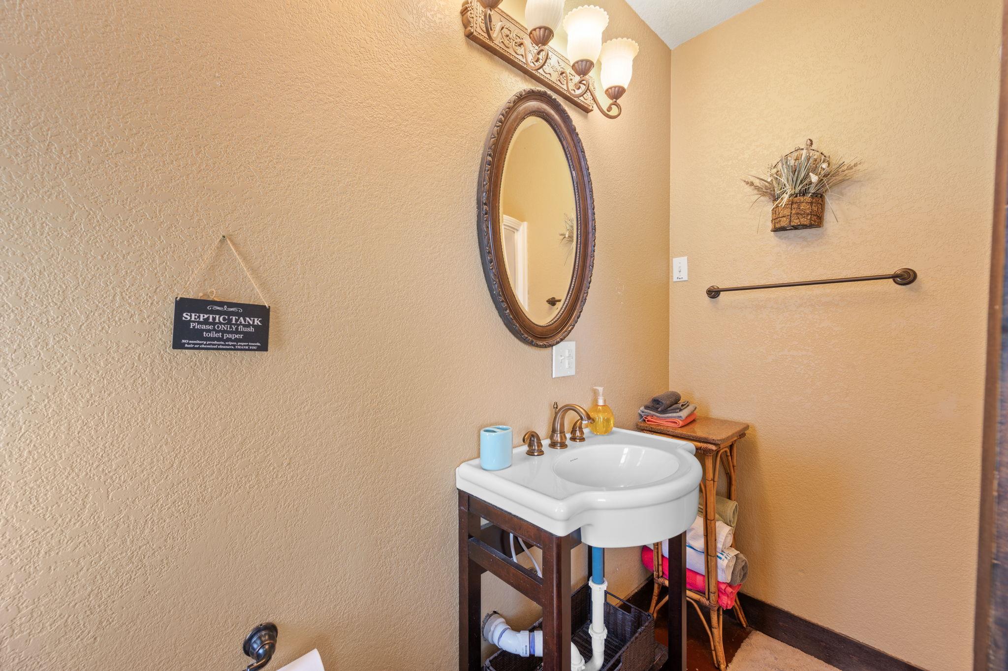 28525 Paradise Manor Dr Property Photo 14