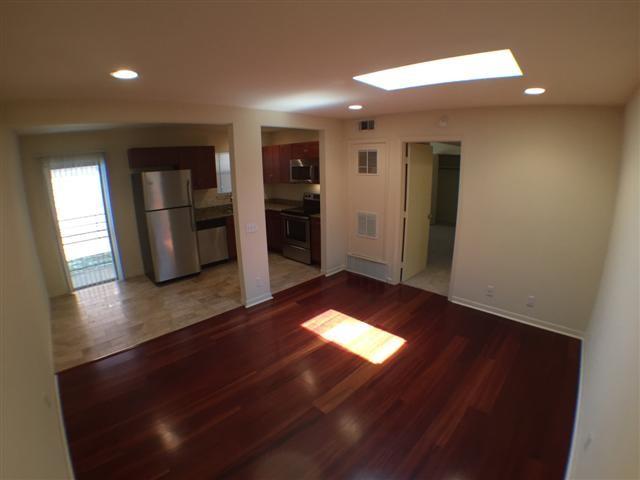 2800 Cole St 205c Property Photo 7