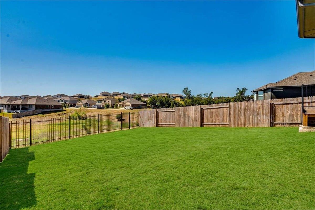 457 El Capitan Loop Property Photo 5