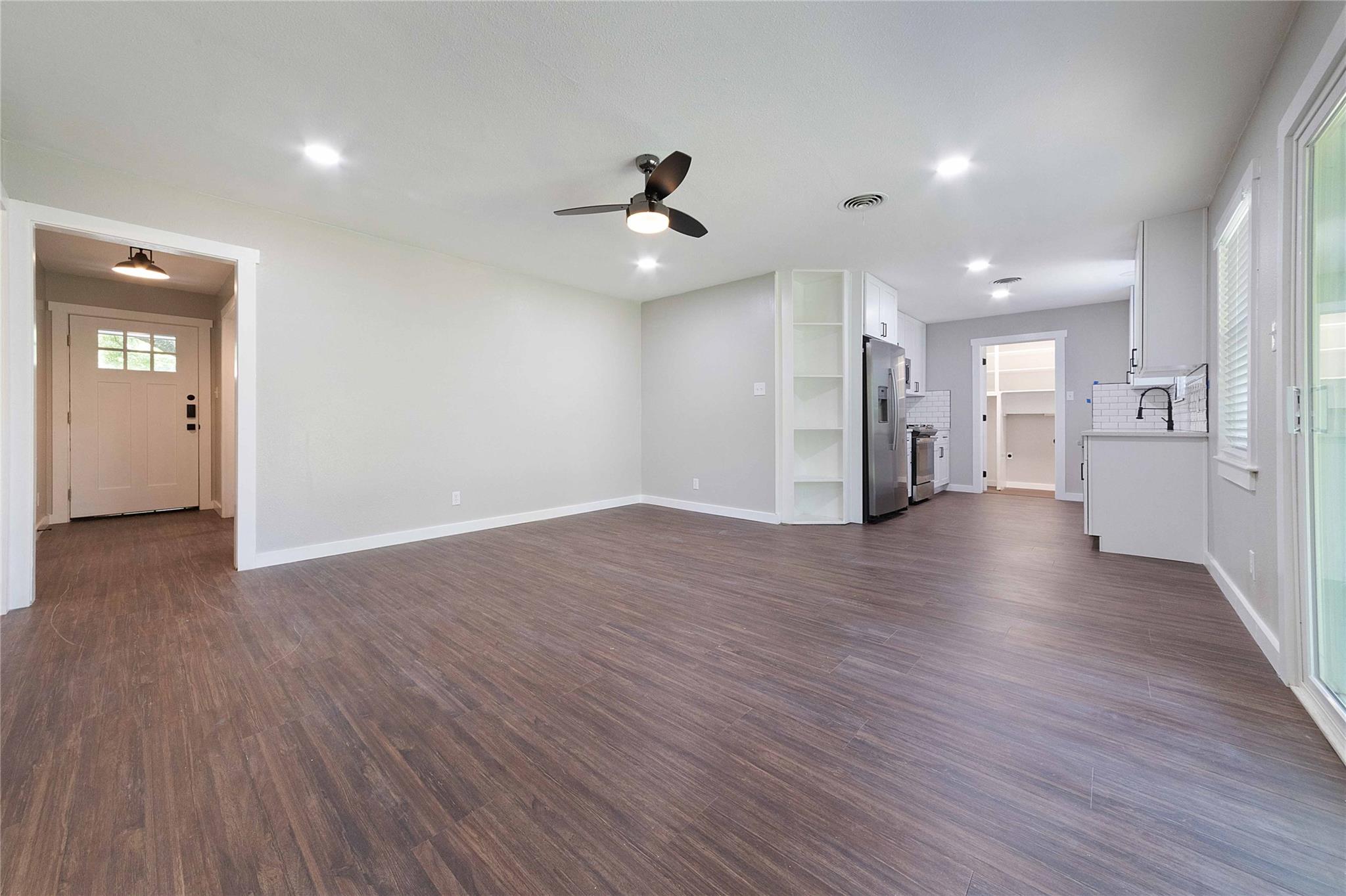 11603 Oak Trl Property Photo 4