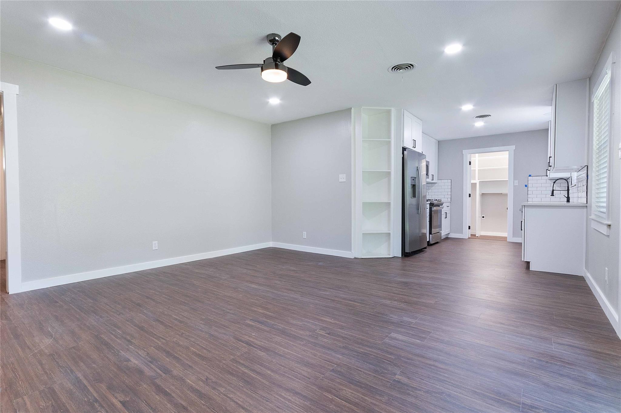 11603 Oak Trl Property Photo 5