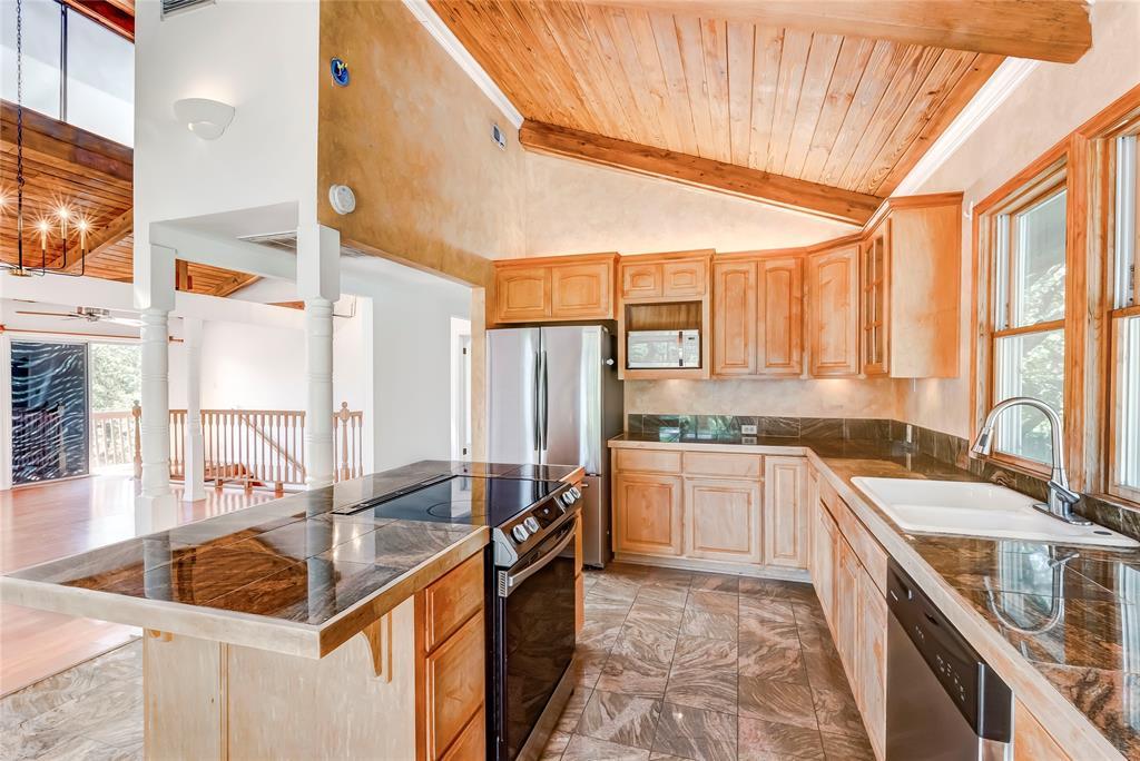 208 Westhaven Dr Property Photo 8
