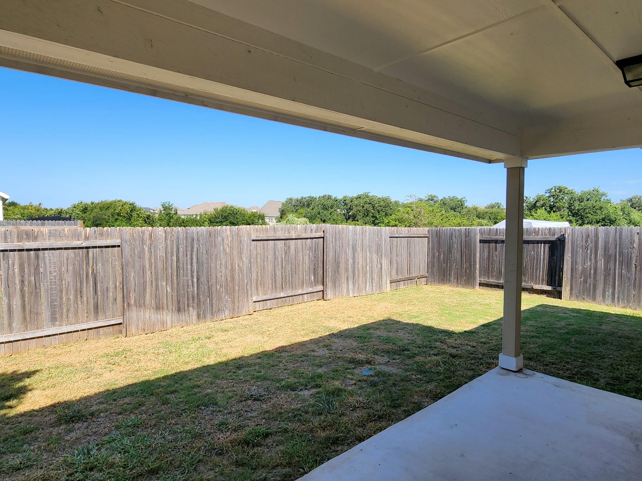 313 Gaida Loop Loop Property Photo 23