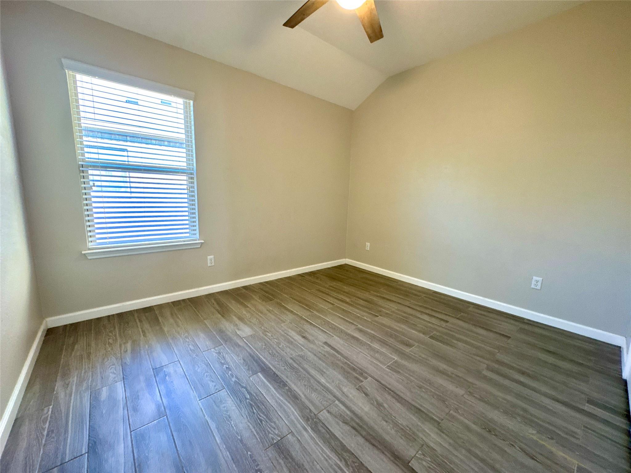 4709 Rolling Water Dr Property Photo 10