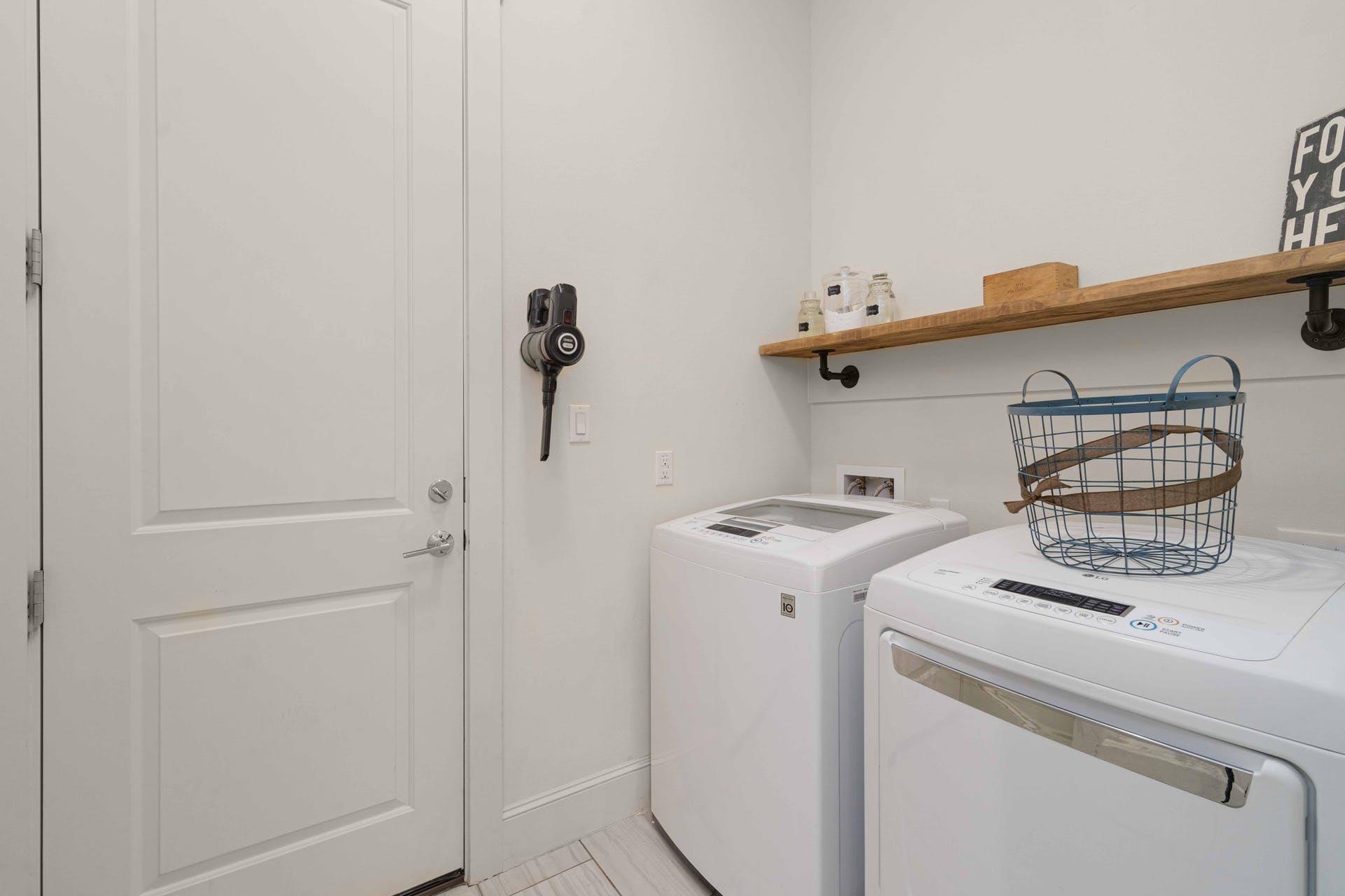 10129 Longhorn Skwy Property Photo 26