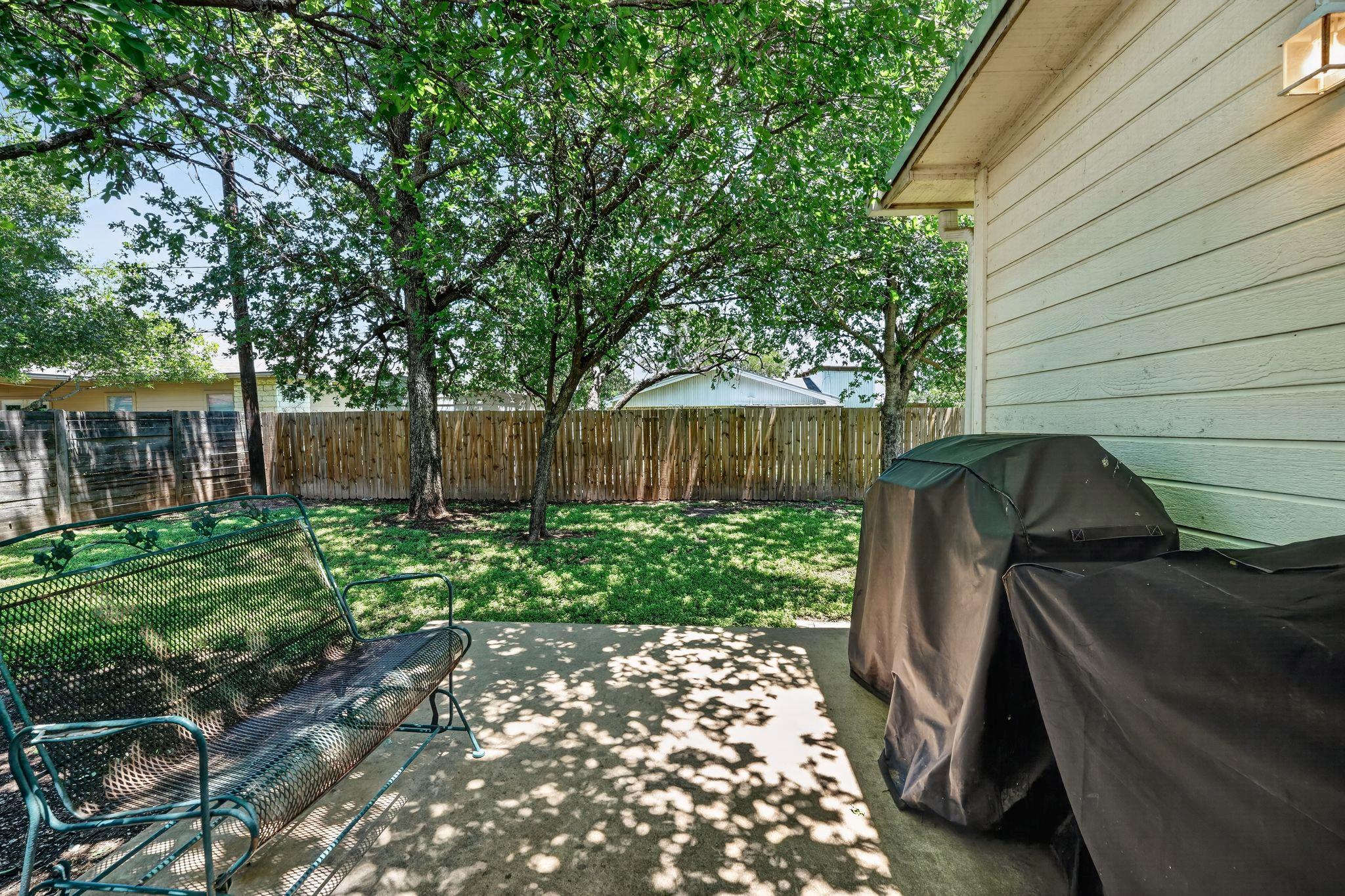 629 Birch Ln Property Photo 10