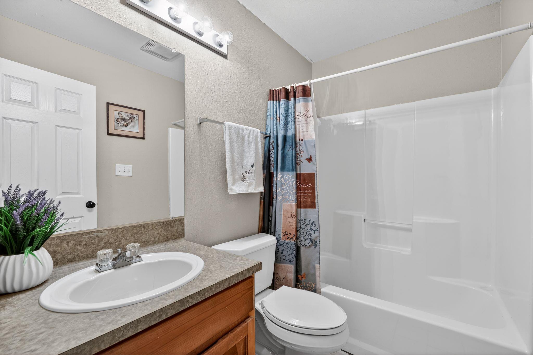 629 Birch Ln Property Photo 29