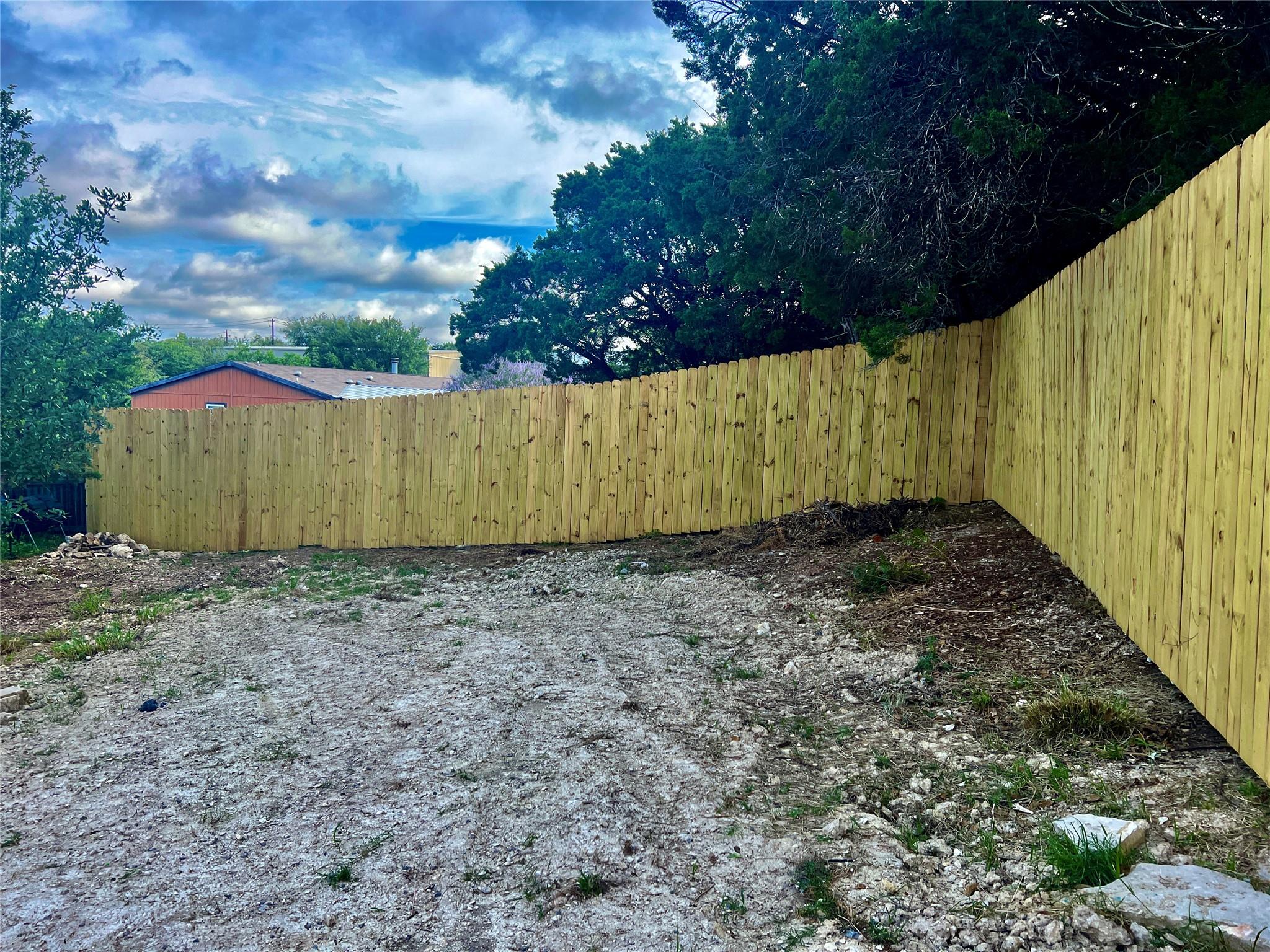 15114 Iowa St Property Photo 7