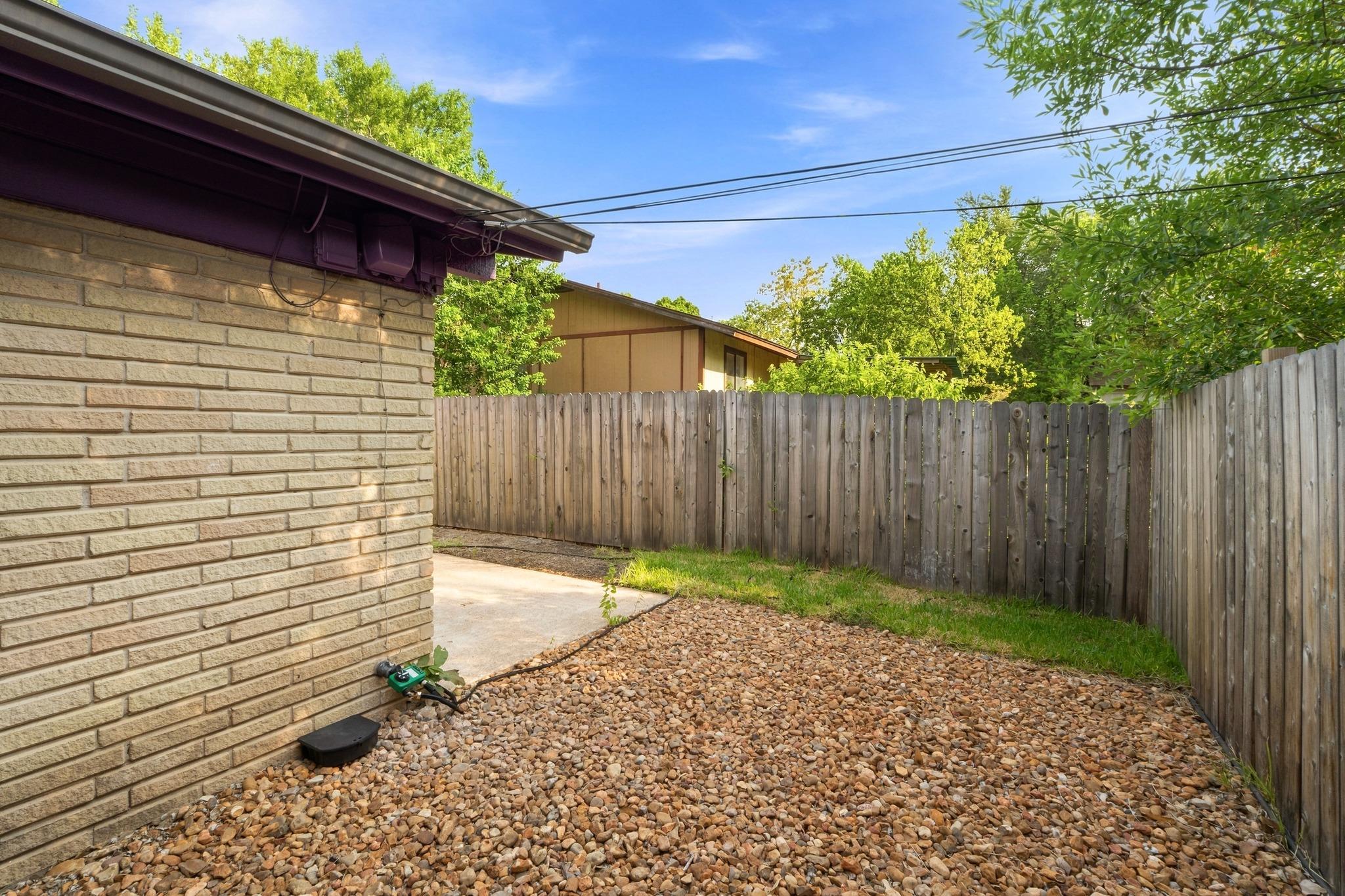 2507 Biggs Dr Property Photo 24