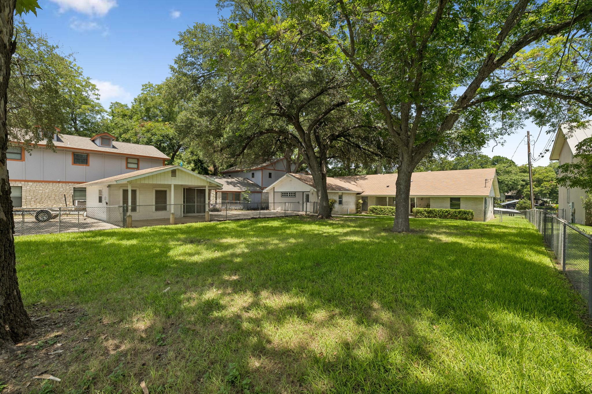 611 Lake Placid Dr Property Photo 7