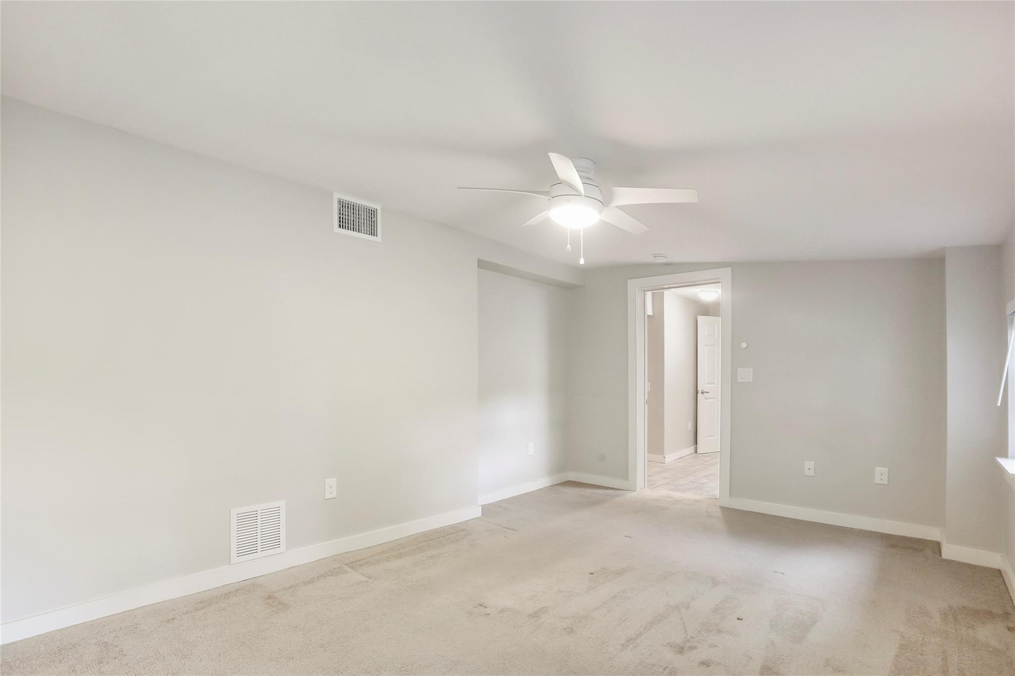 602 W Grady Dr Property Photo 17