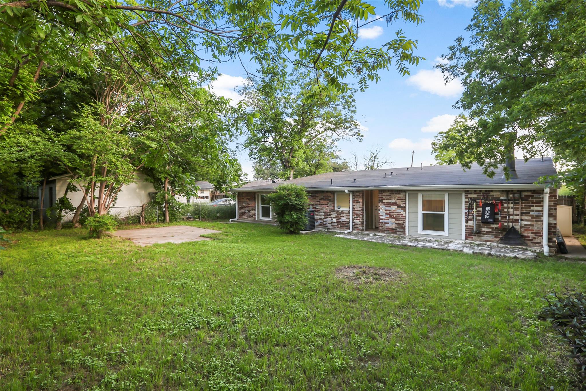 602 W Grady Dr Property Photo 32