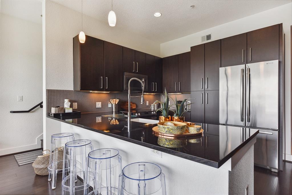 1101 Ivean Pearson Rd #e207 Property Photo 7