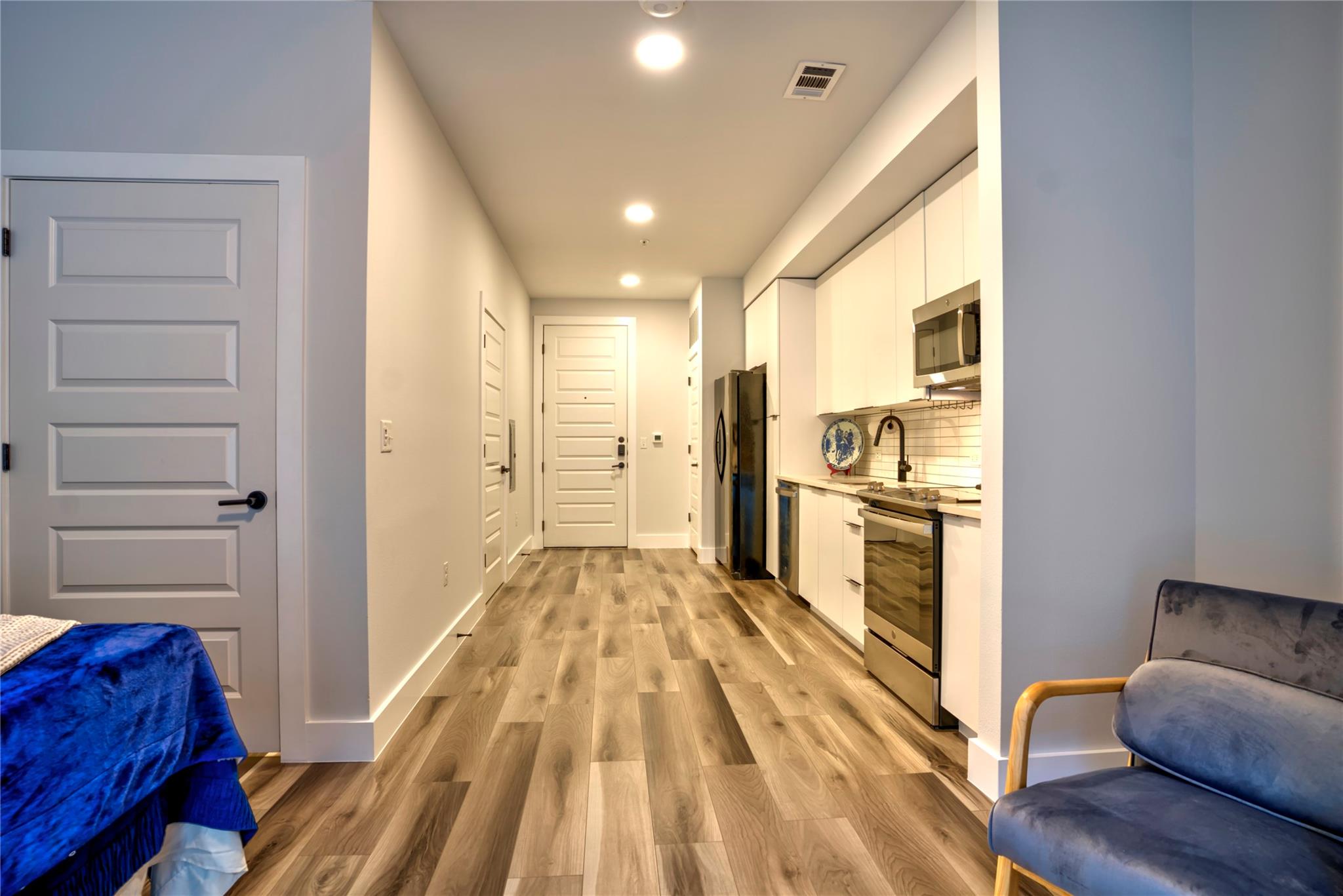 2220 Webberville Rd #219 Property Photo 3