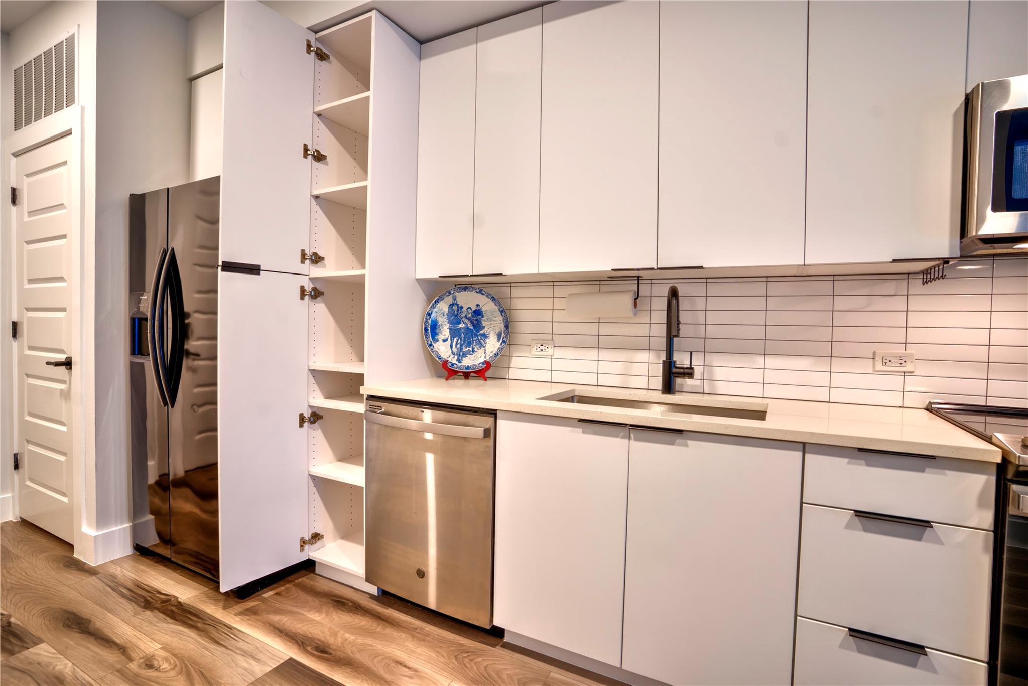 2220 Webberville Rd #219 Property Photo 5