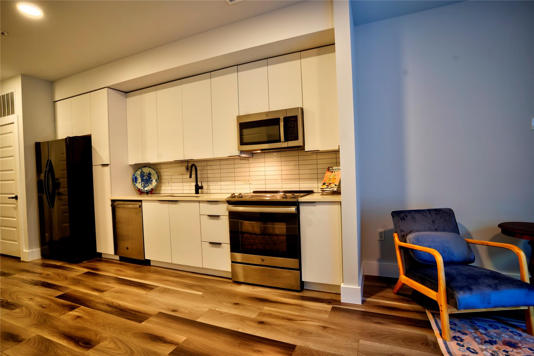 2220 Webberville Rd #219 Property Photo 6