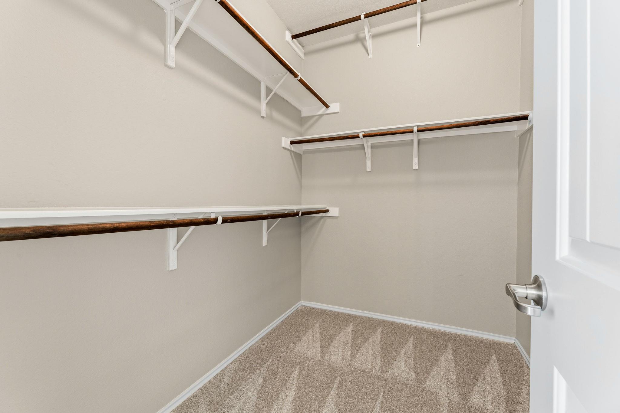 10217 Pinnacle Crest Loop Property Photo 28