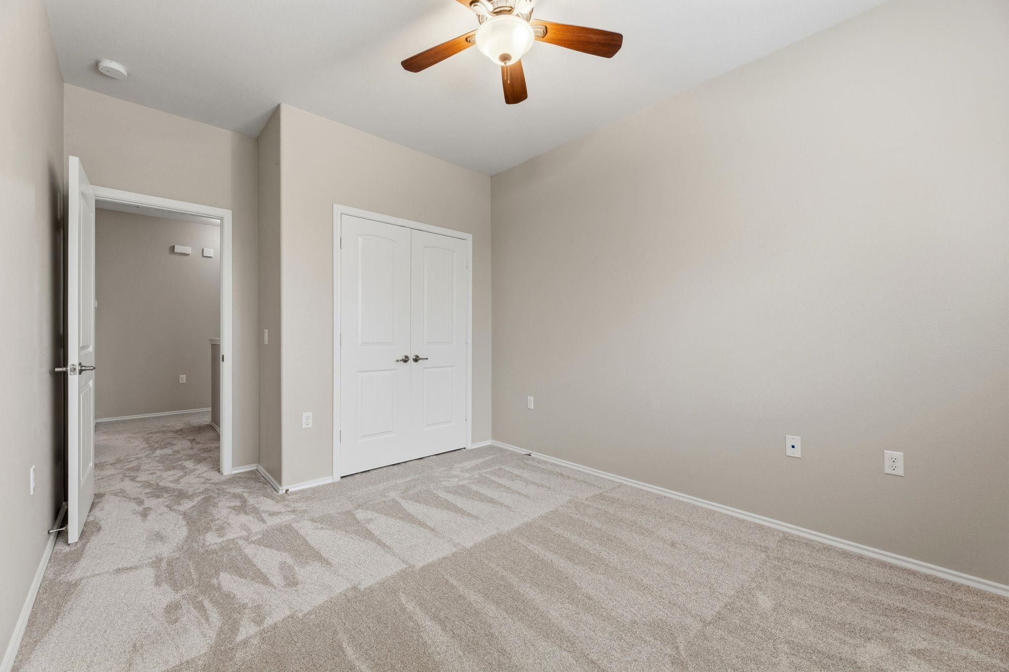 10217 Pinnacle Crest Loop Property Photo 34