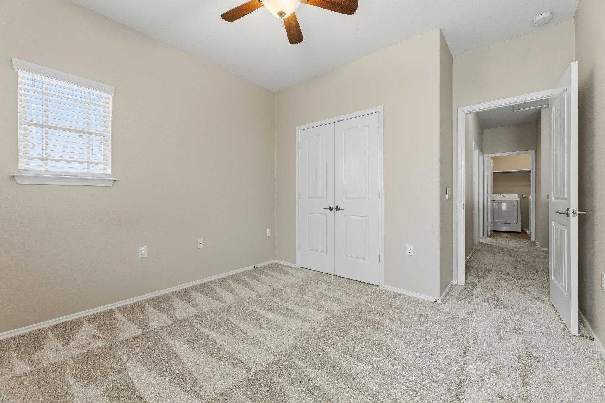 10217 Pinnacle Crest Loop Property Photo 36